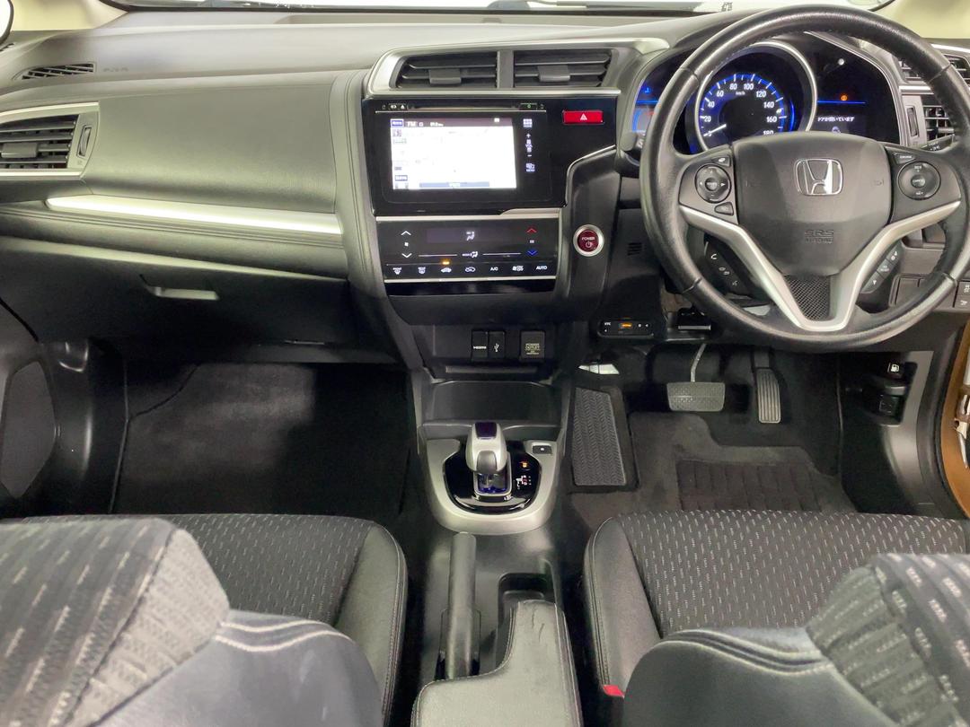 Photo '17' of Honda FIT