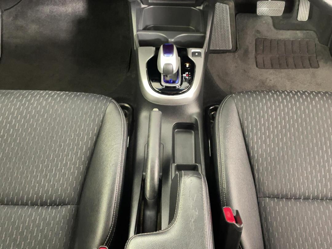 Photo '18' of Honda FIT
