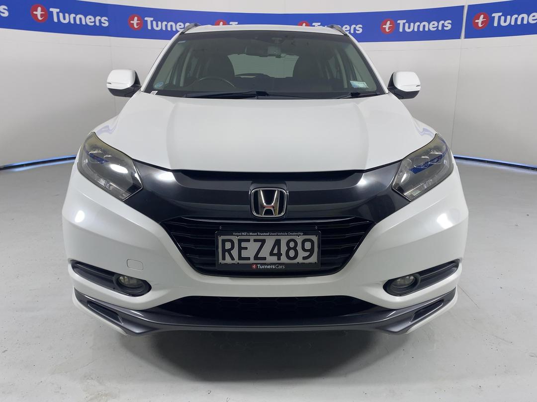 Photo '2' of Honda Vezel
