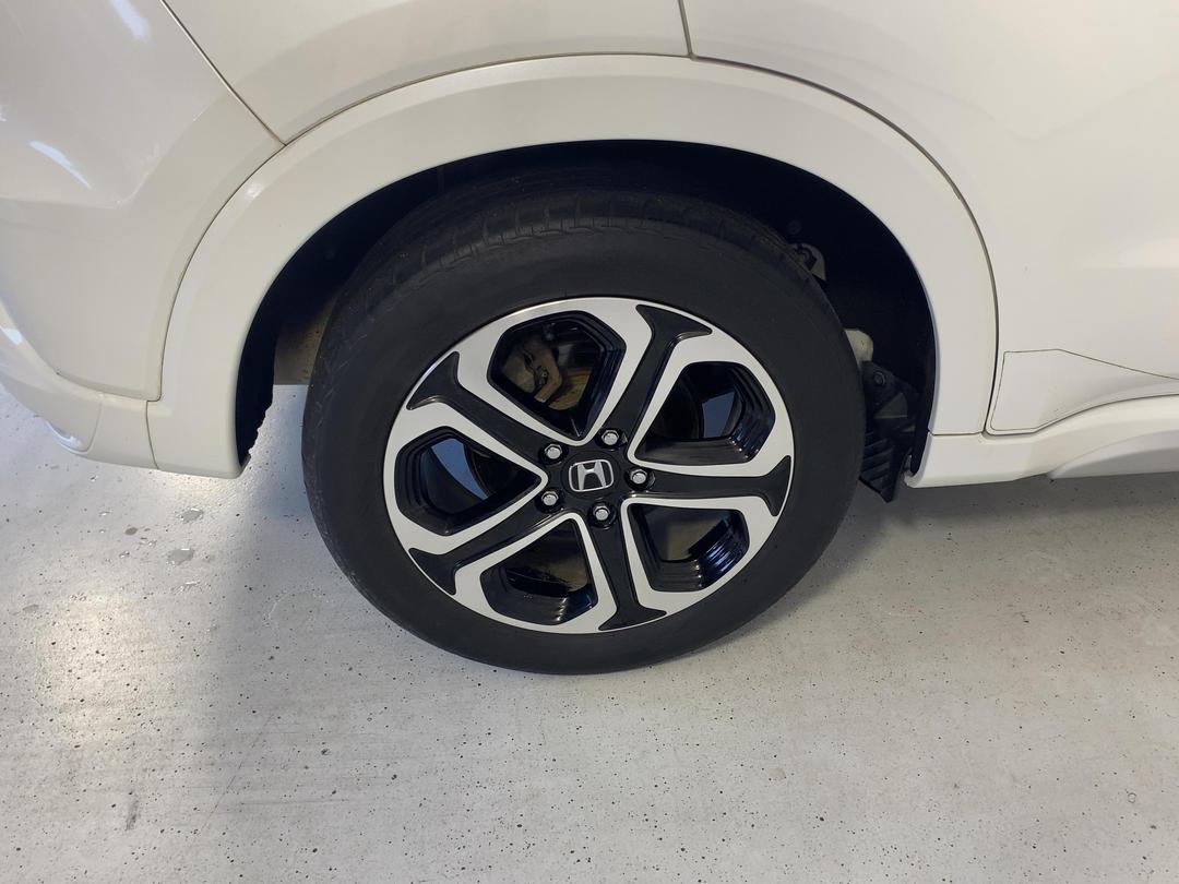 Photo '12' of Honda Vezel