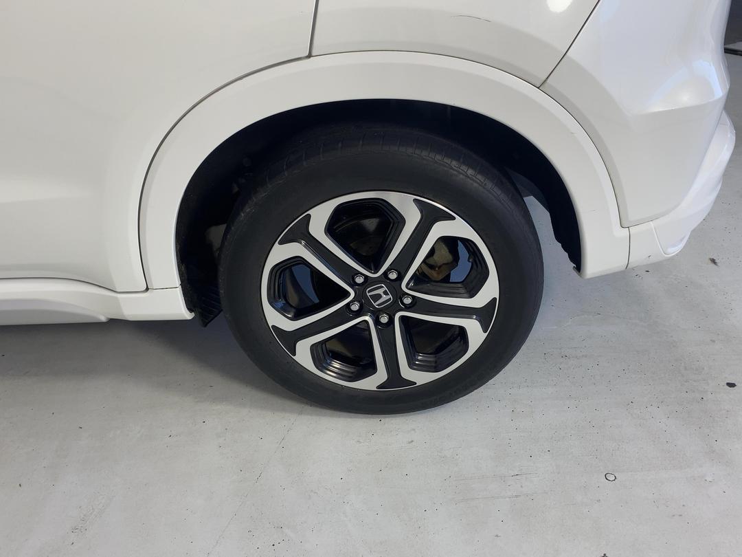 Photo '11' of Honda Vezel