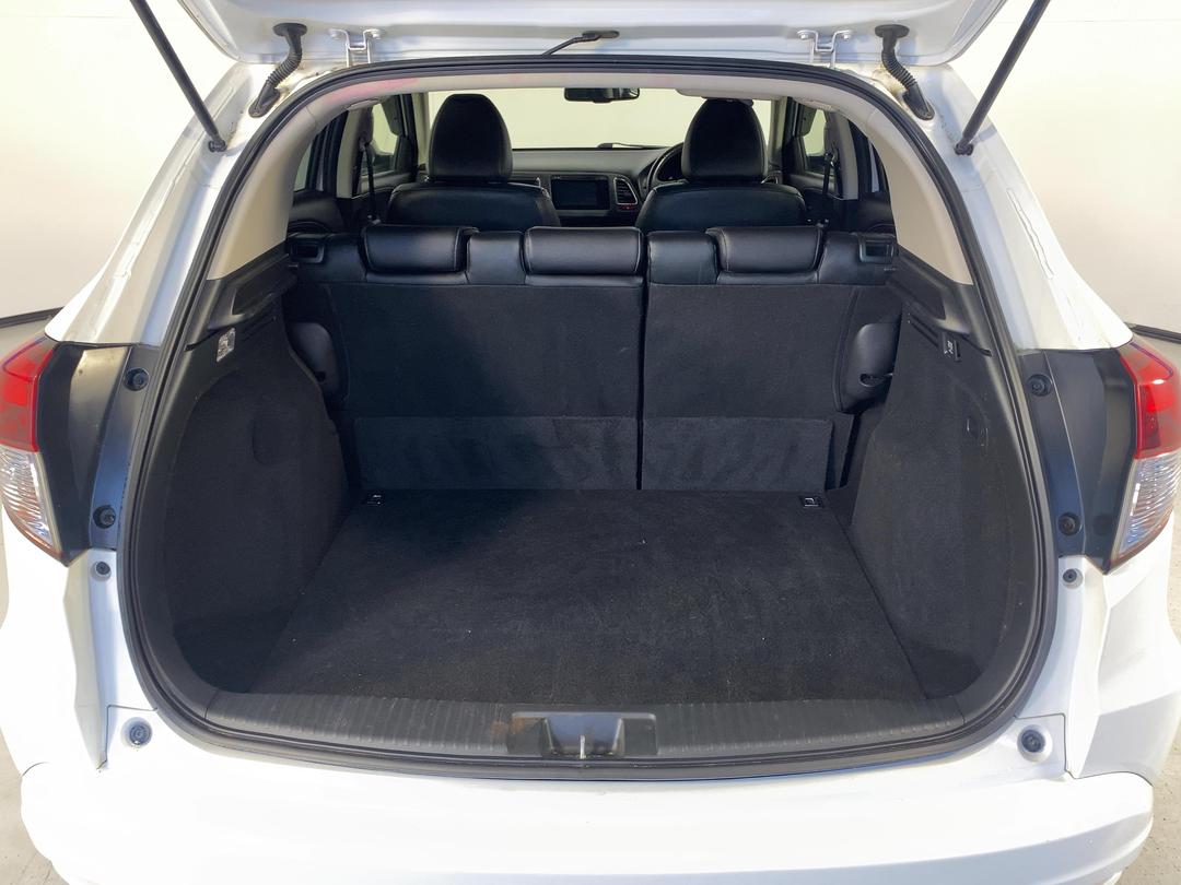 Photo '14' of Honda Vezel