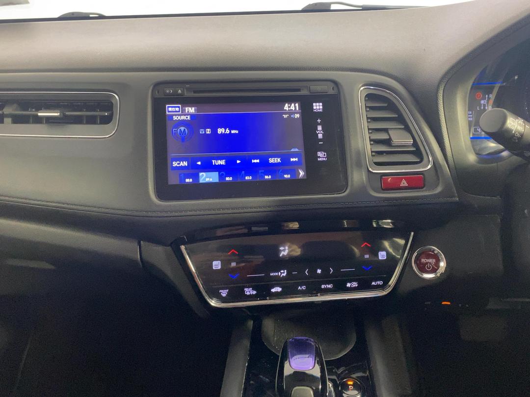 Photo '18' of Honda Vezel
