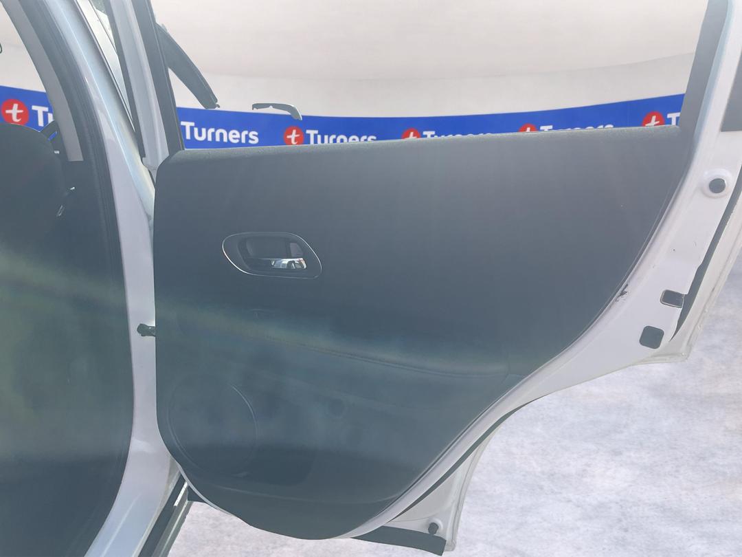 Photo '19' of Honda Vezel