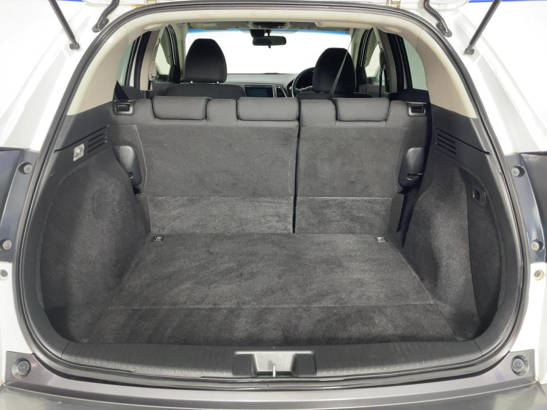 Photo '14' of Honda Vezel
