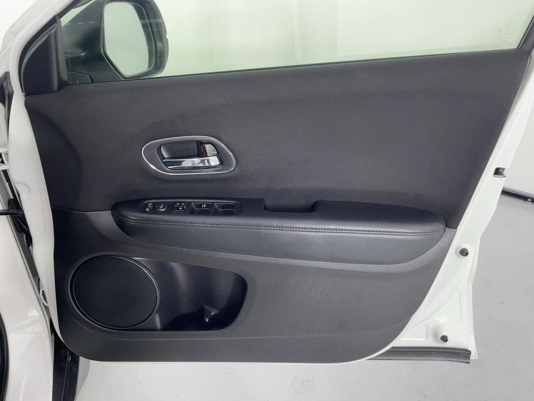 Photo '15' of Honda Vezel