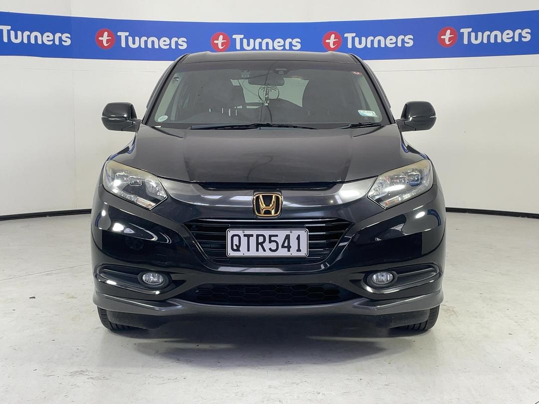 Photo '2' of Honda Vezel Photo '2' of Honda Vezel