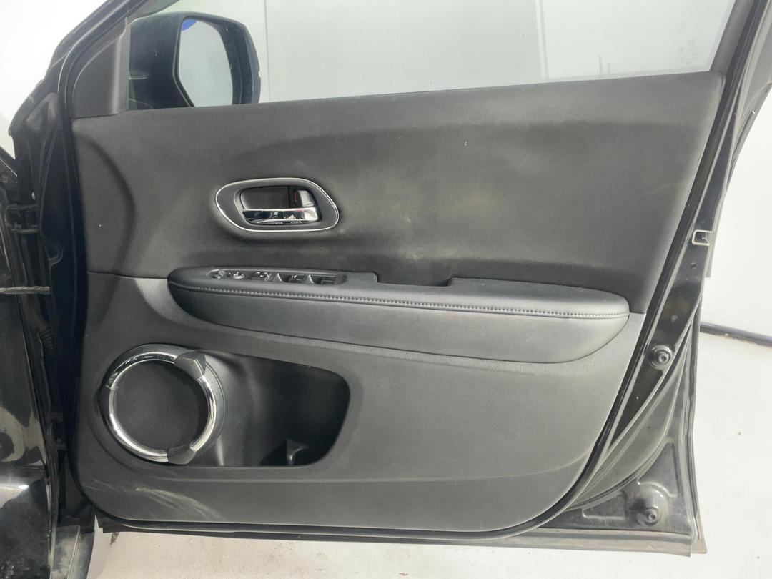 Photo '12' of Honda Vezel Photo '12' of Honda Vezel