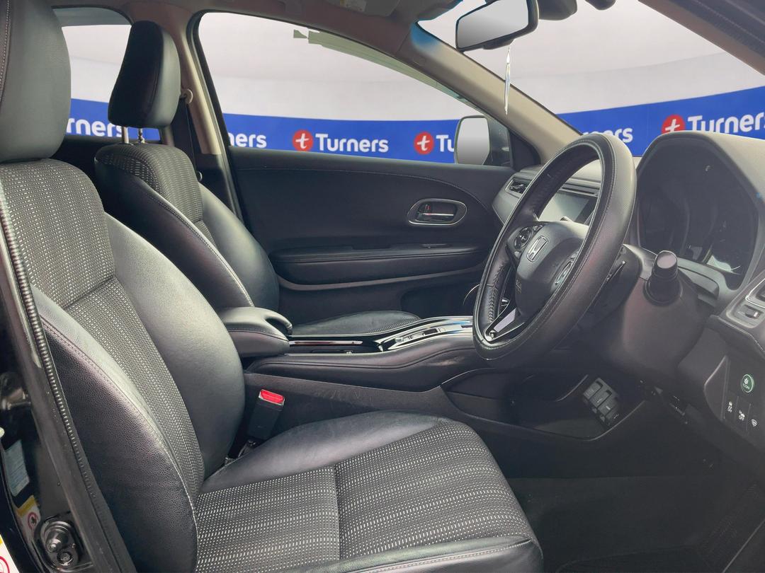 Photo '16' of Honda Vezel