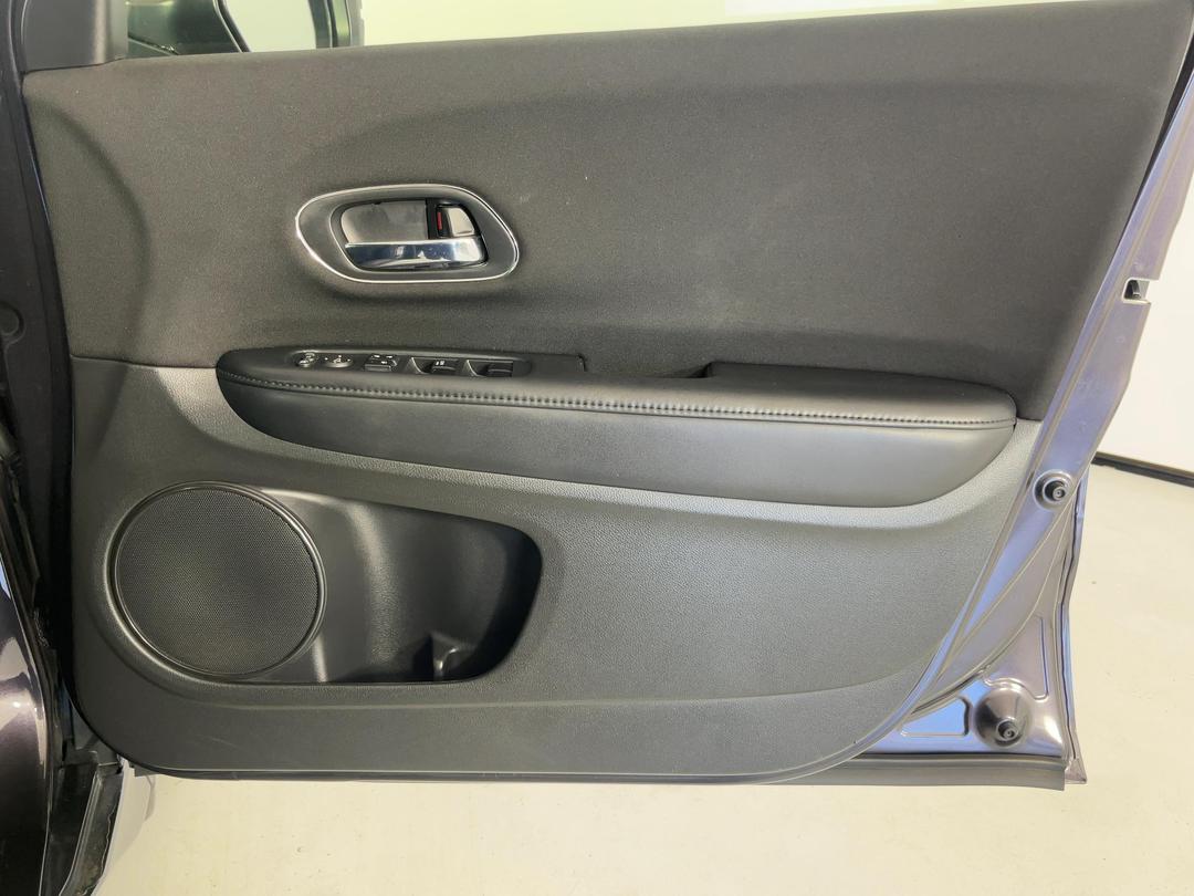 Photo '15' of Honda Vezel