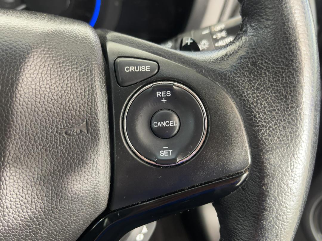 Photo '24' of Honda Vezel