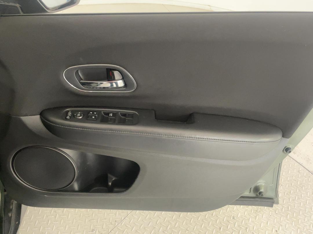 Photo '13' of Honda Vezel Photo '13' of Honda Vezel