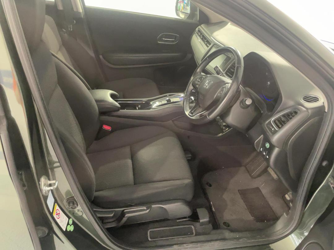 Photo '14' of Honda Vezel Photo '14' of Honda Vezel