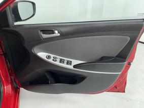 Photo '15' of Hyundai Accent