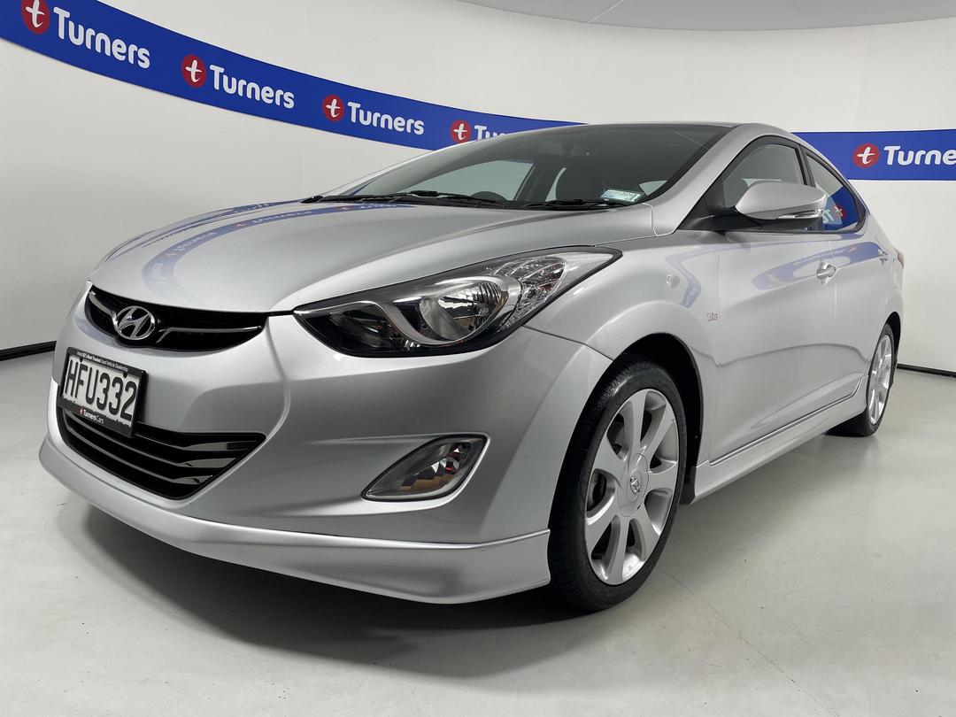 Photo '4' of Hyundai Elantra