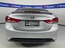 Thumbnail '6' of Hyundai Elantra