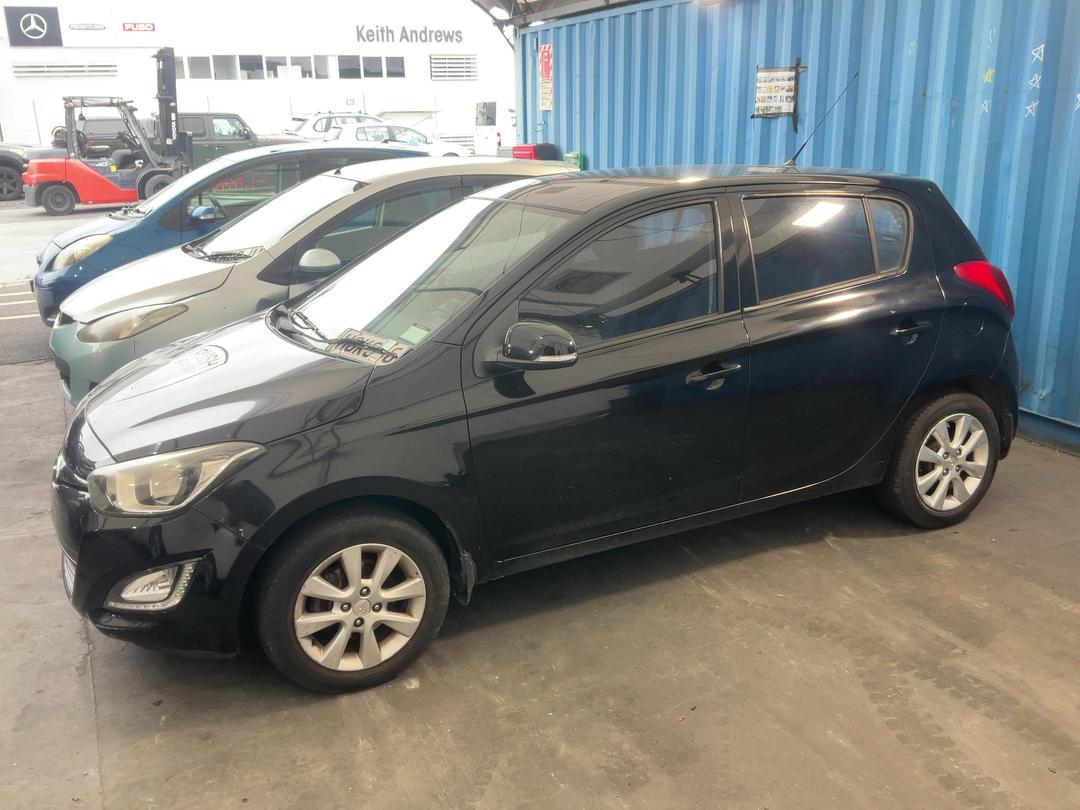 Photo '5' of Hyundai I20 PB Photo '5' of Hyundai I20 PB