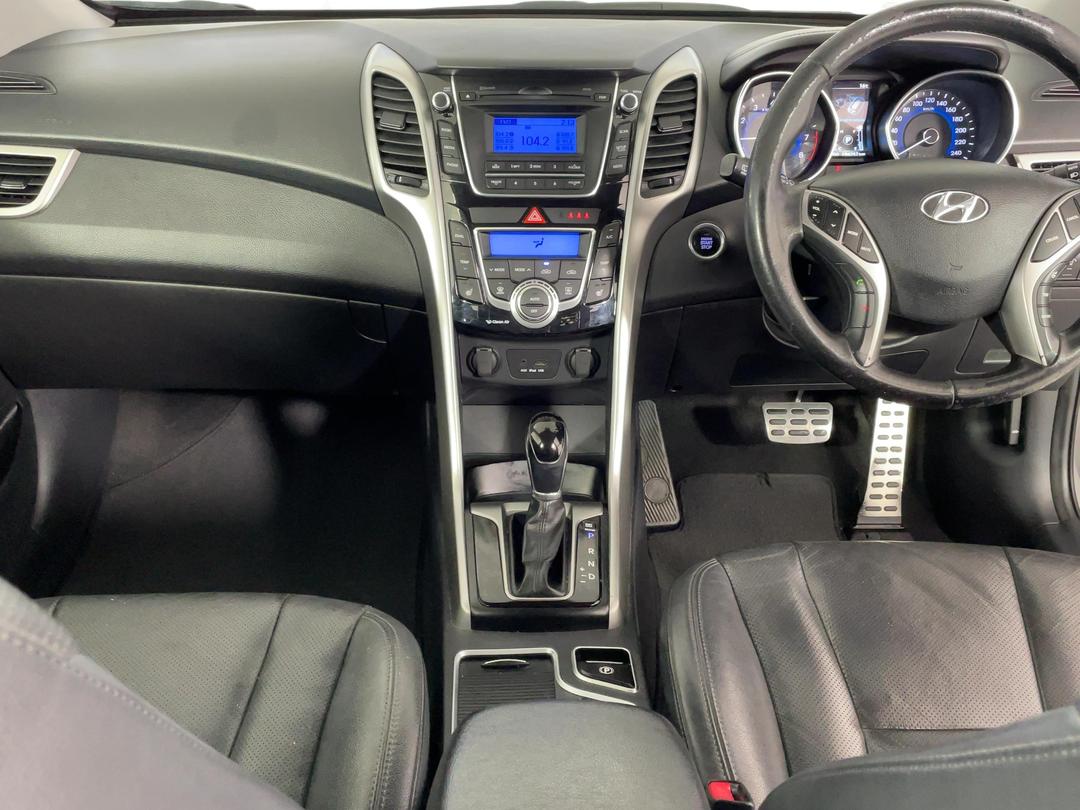 Photo '17' of Hyundai I30