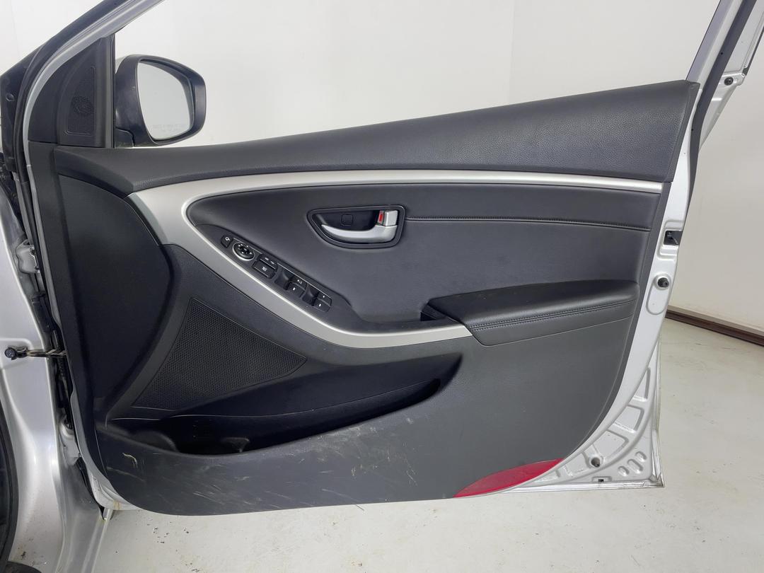 Photo '13' of Hyundai I30 Photo '13' of Hyundai I30