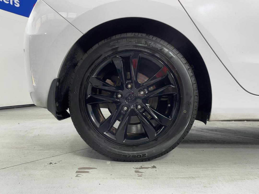 Photo '12' of Hyundai I30