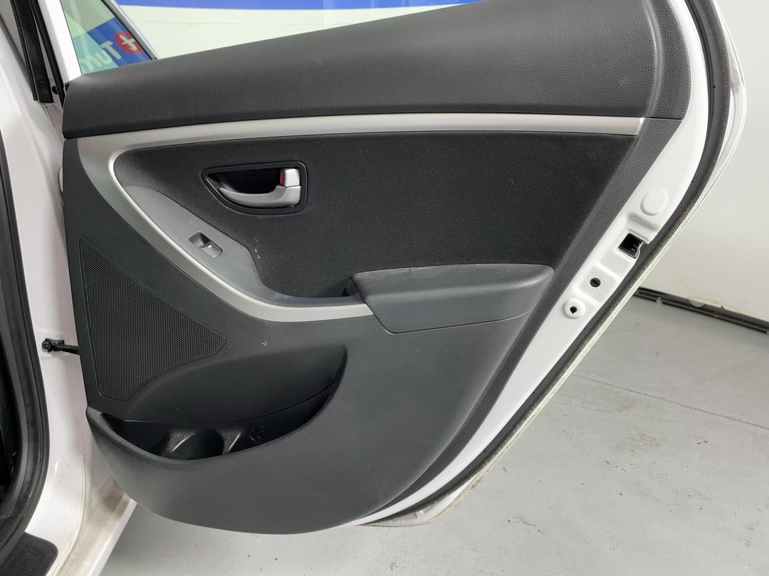 Photo '19' of Hyundai I30