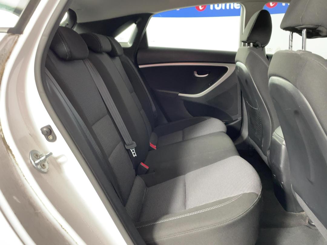 Photo '20' of Hyundai I30