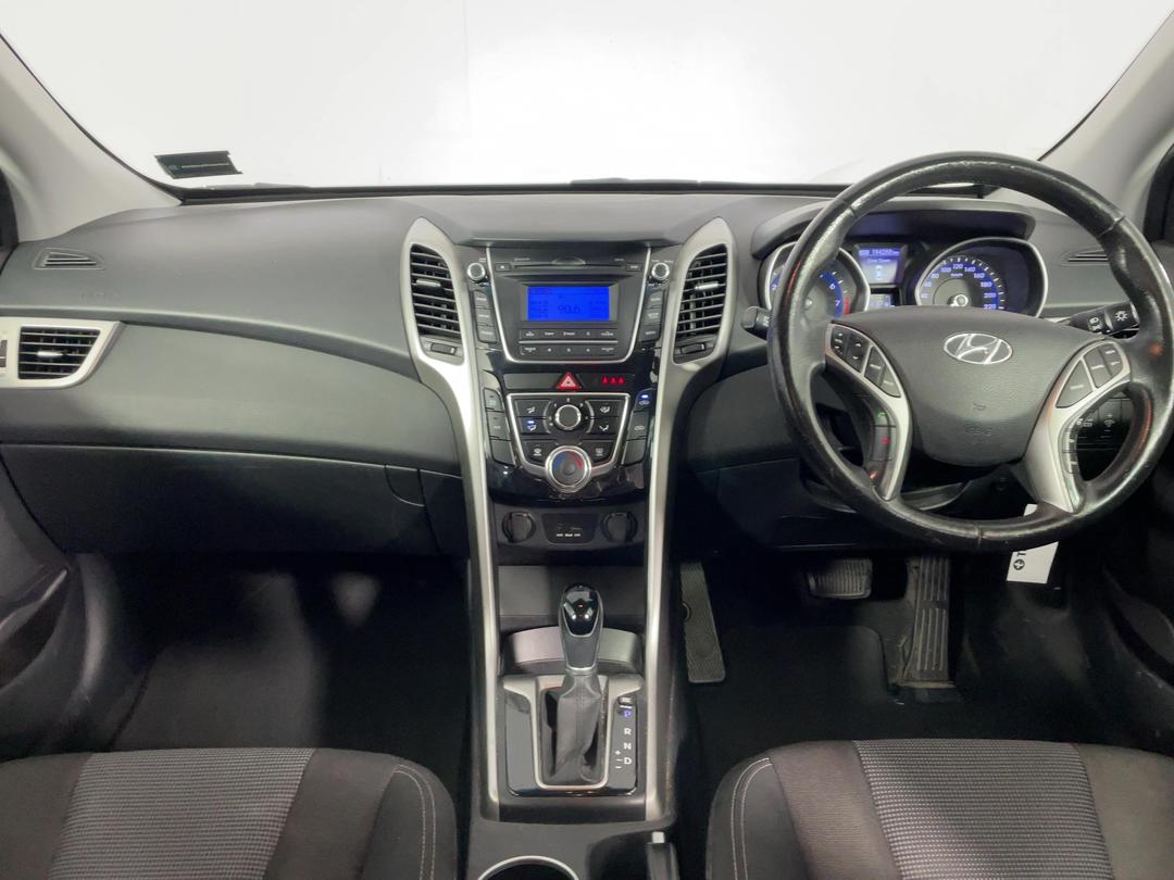 Photo '17' of Hyundai I30
