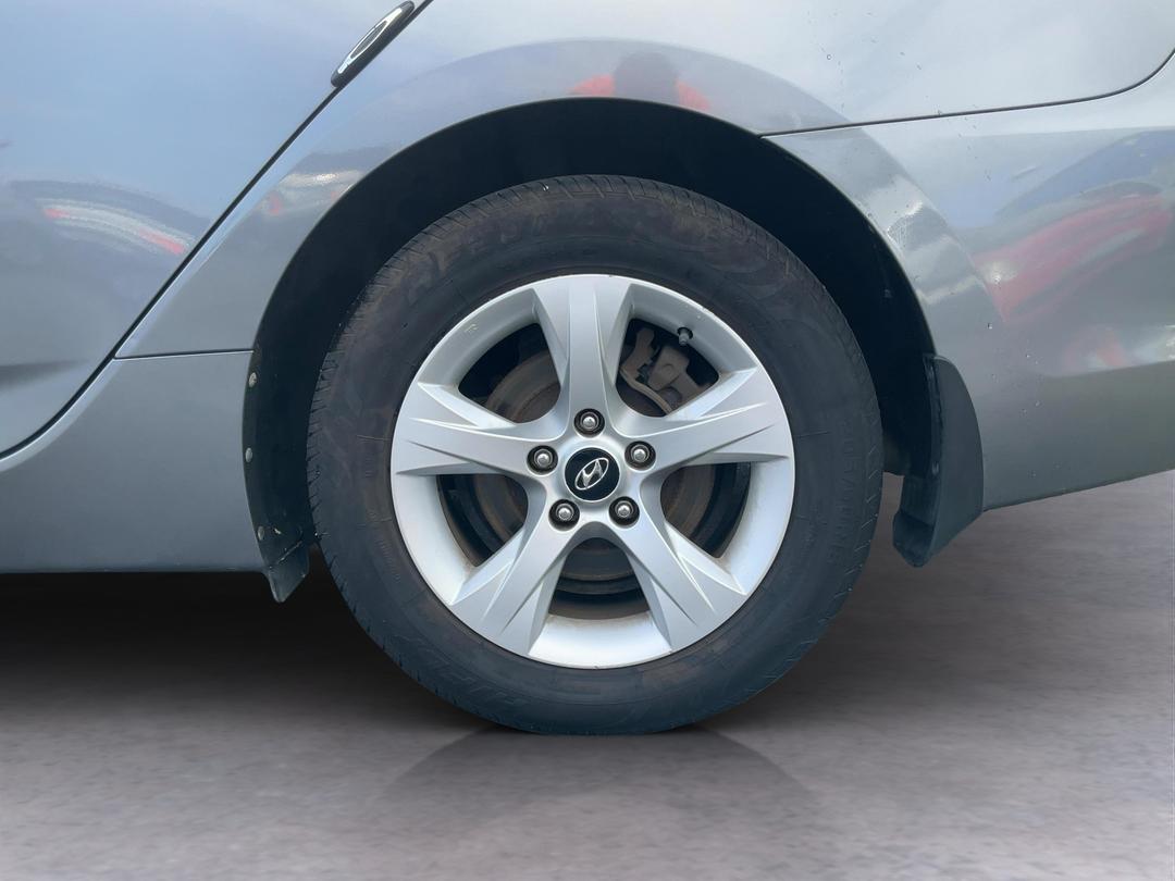 Photo '11' of Hyundai I40