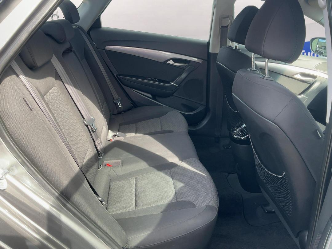 Photo '20' of Hyundai I40