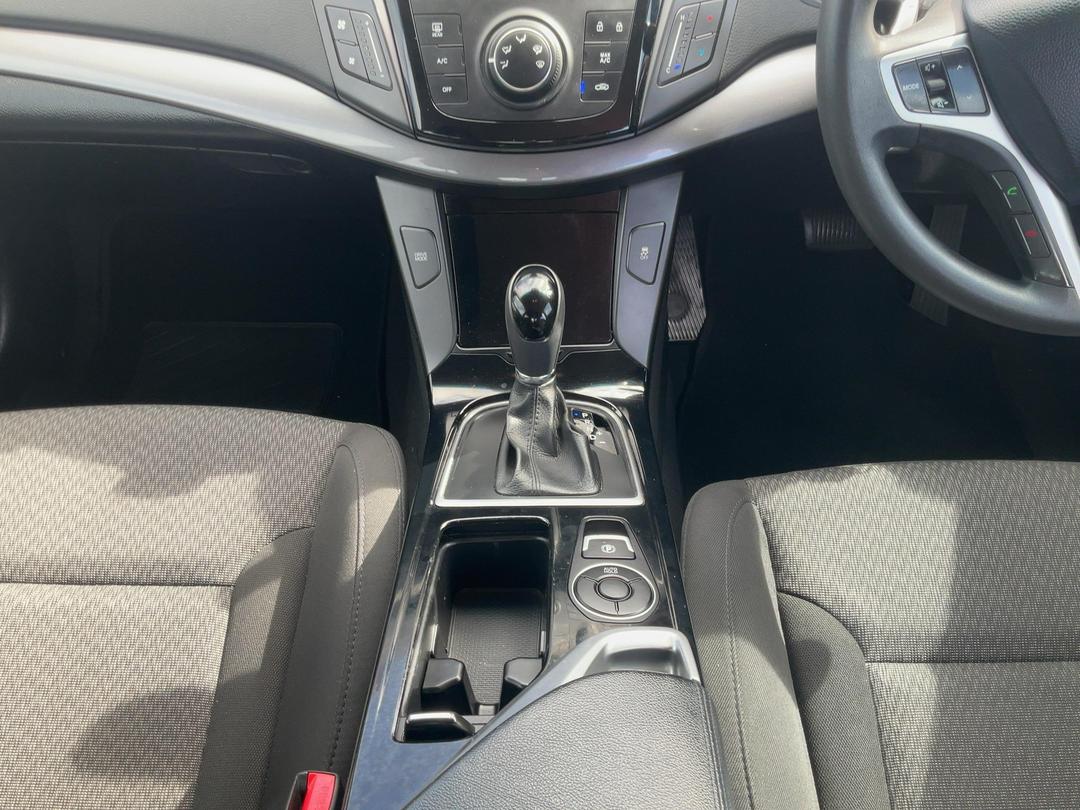 Photo '18' of Hyundai I40