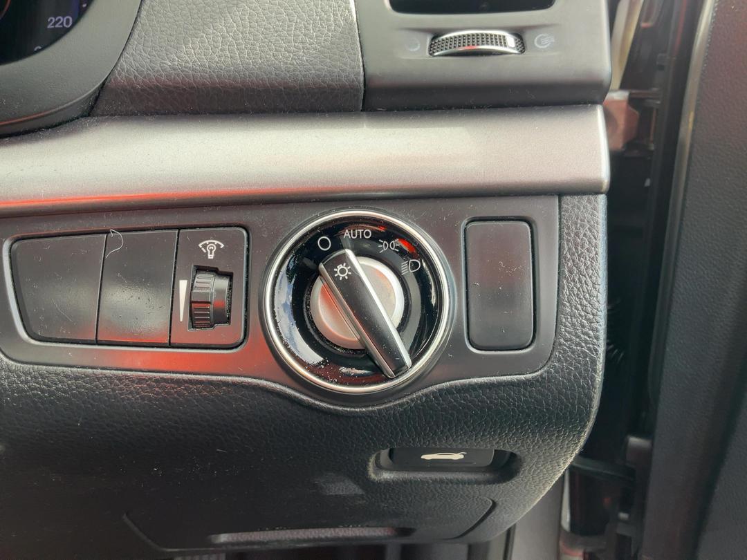 Photo '24' of Hyundai I40