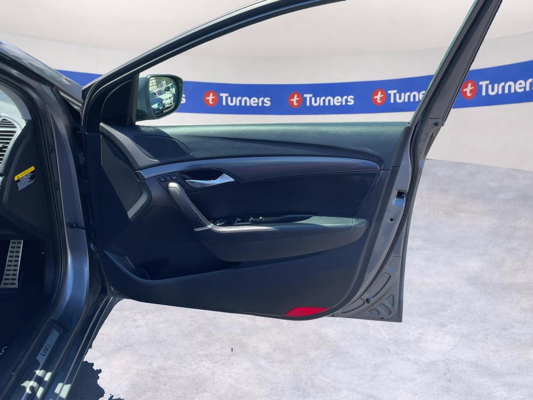 Photo '15' of Hyundai I40