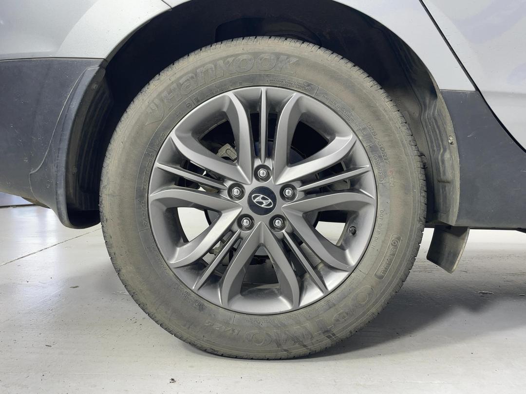 Photo '12' of Hyundai Ix35