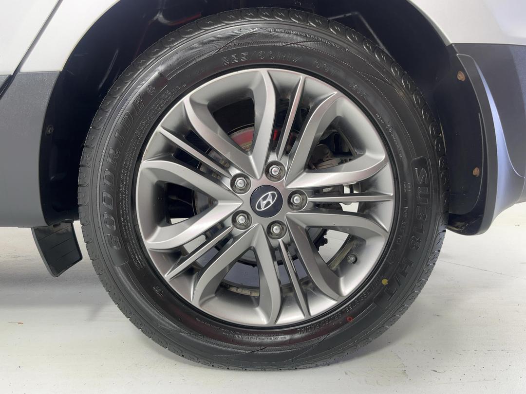 Photo '11' of Hyundai Ix35