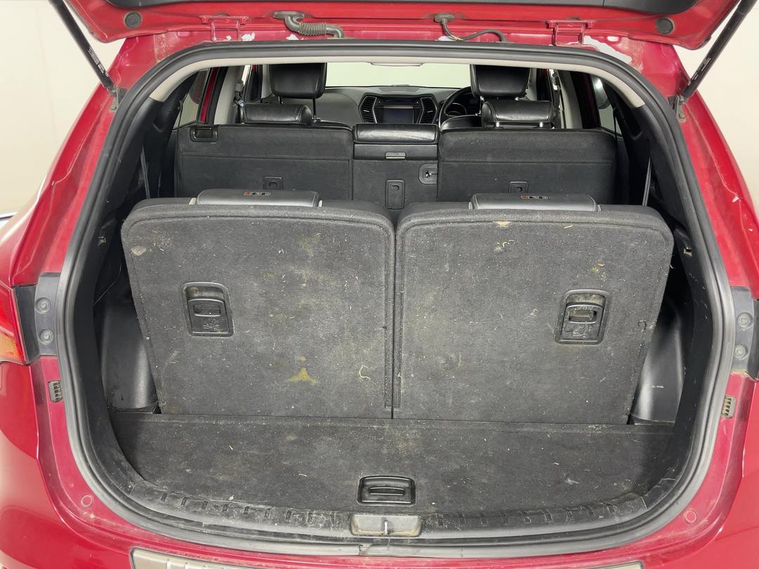 Photo '12' of Hyundai Santa FE DM