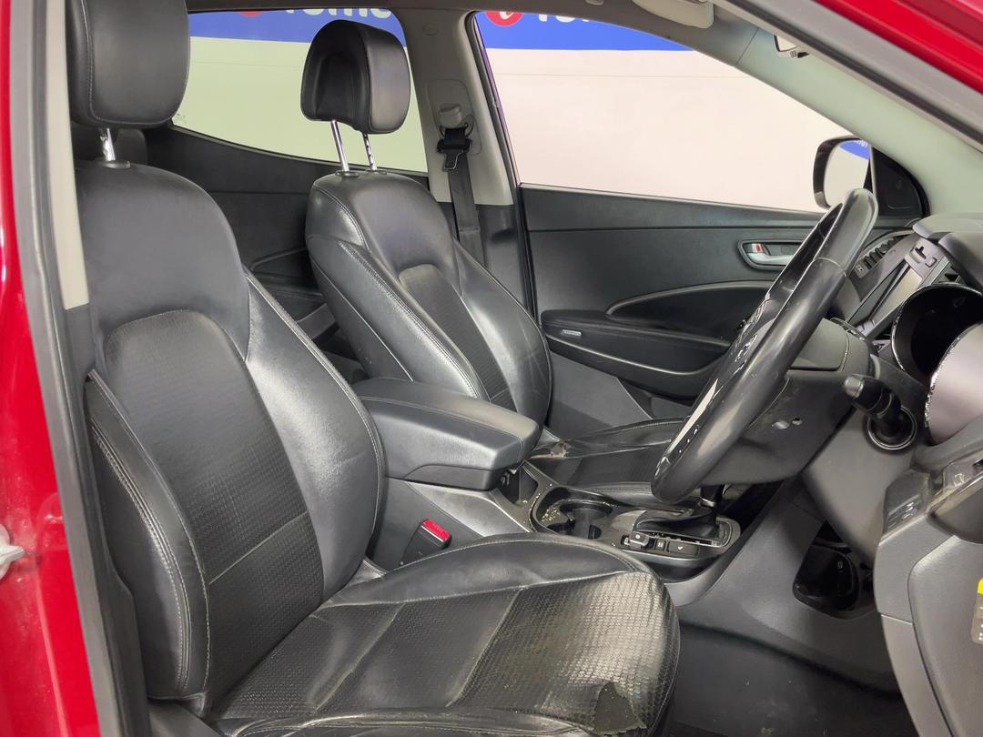 Photo '14' of Hyundai Santa FE DM
