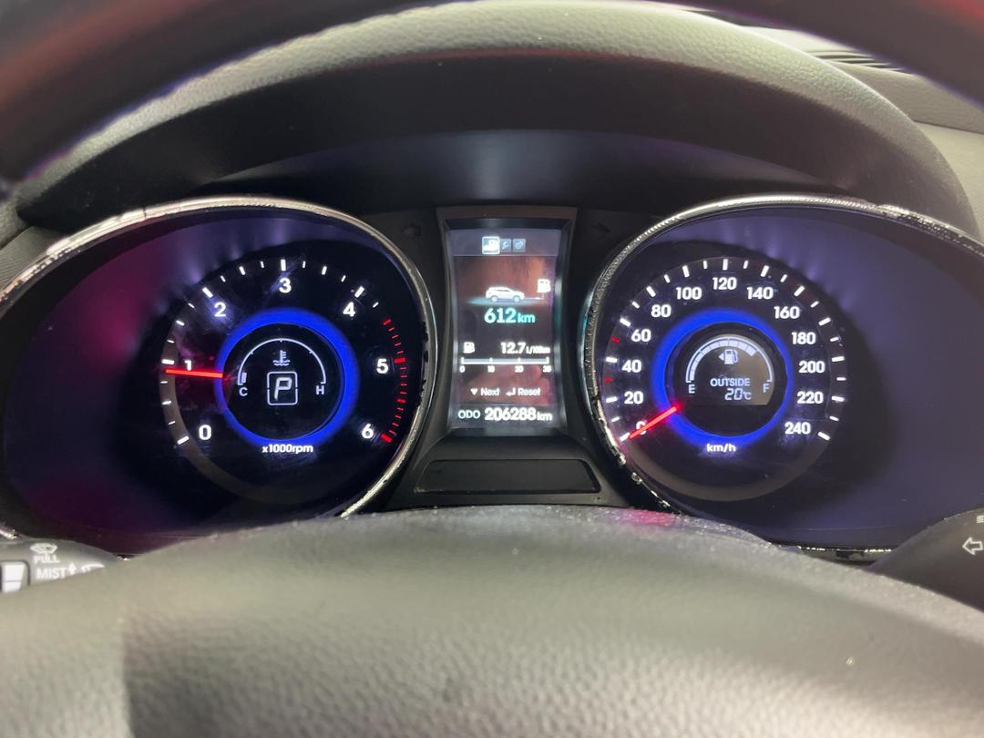 Photo '19' of Hyundai Santa FE DM
