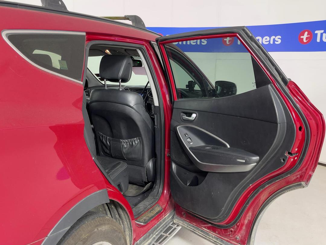 Photo '17' of Hyundai Santa FE DM
