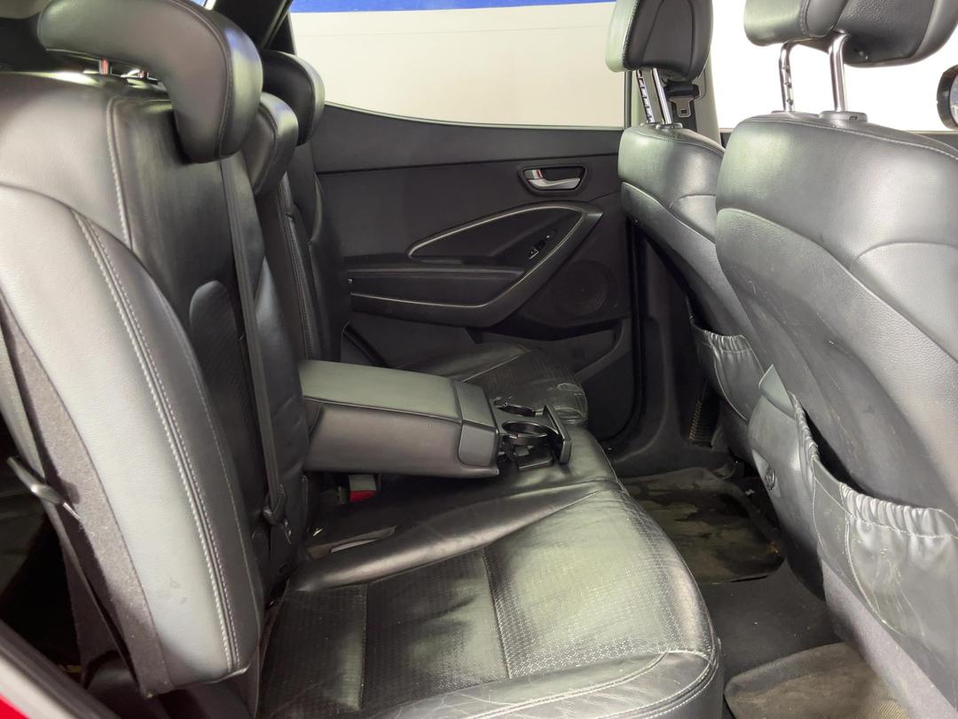 Photo '18' of Hyundai Santa FE DM