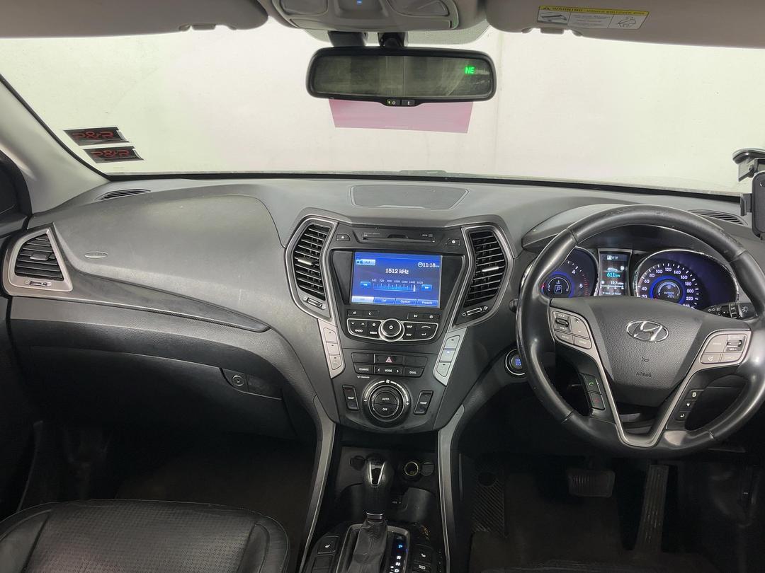 Photo '15' of Hyundai Santa FE DM