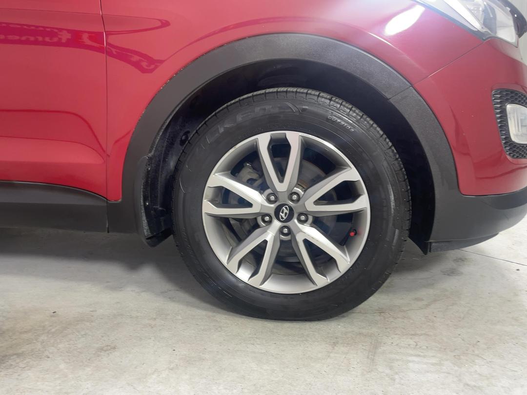 Photo '9' of Hyundai Santa FE