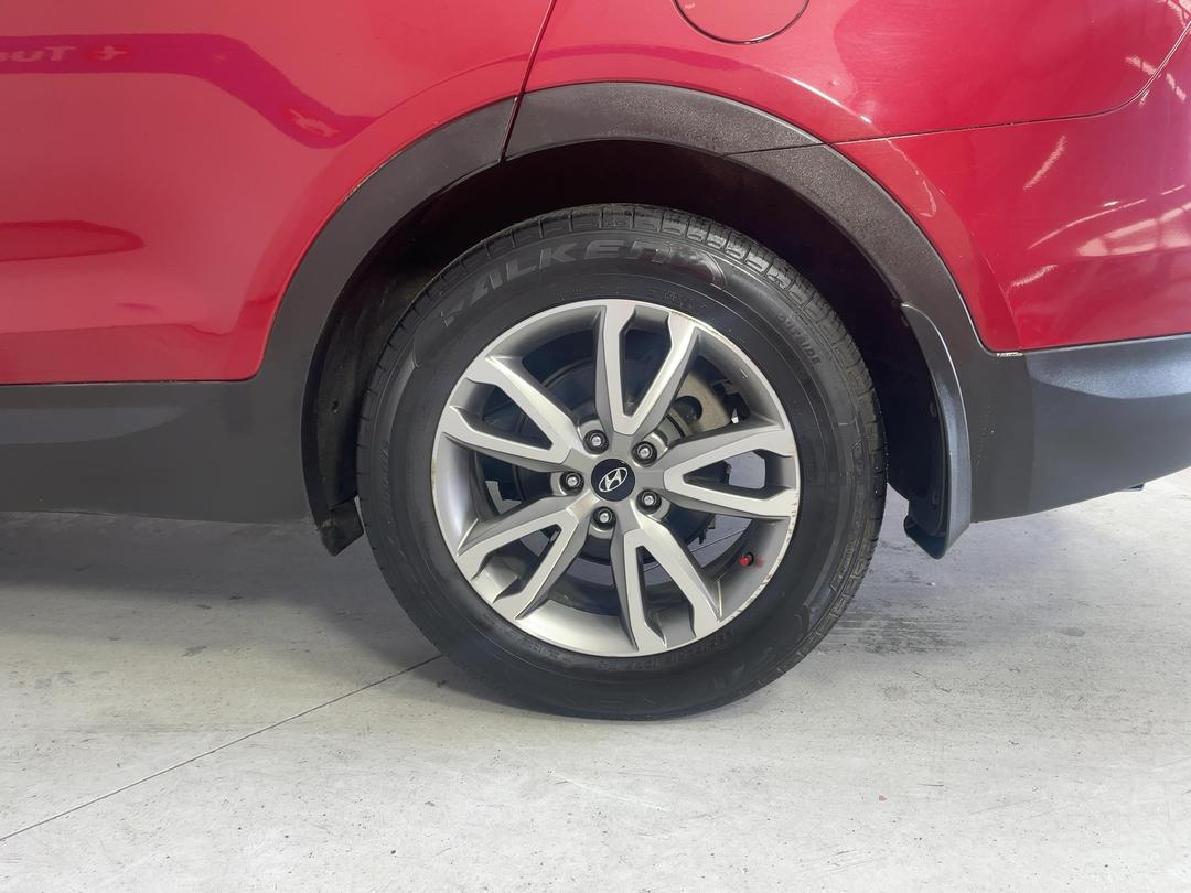 Photo '11' of Hyundai Santa FE