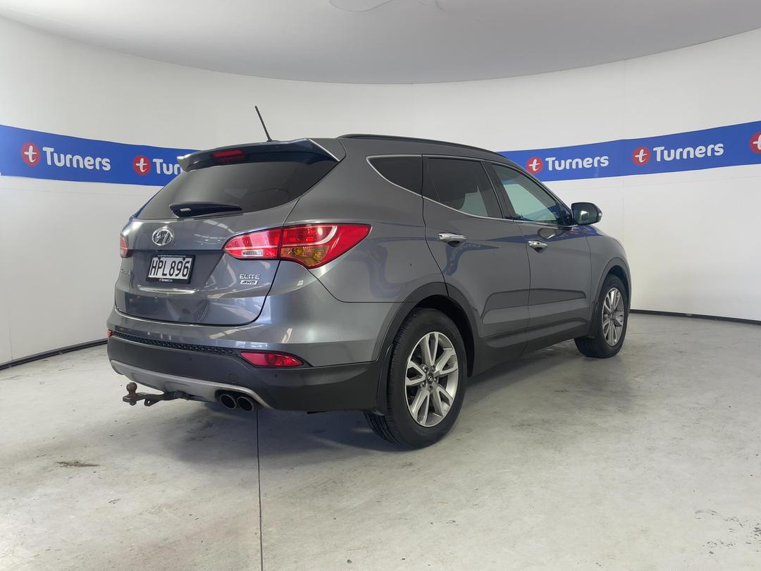 Photo '7' of Hyundai Santa FE