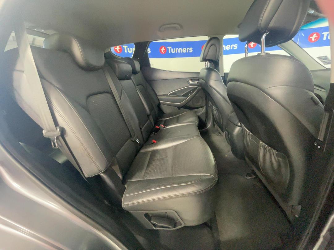 Photo '20' of Hyundai Santa FE