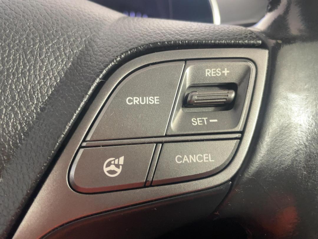 Photo '25' of Hyundai Santa FE