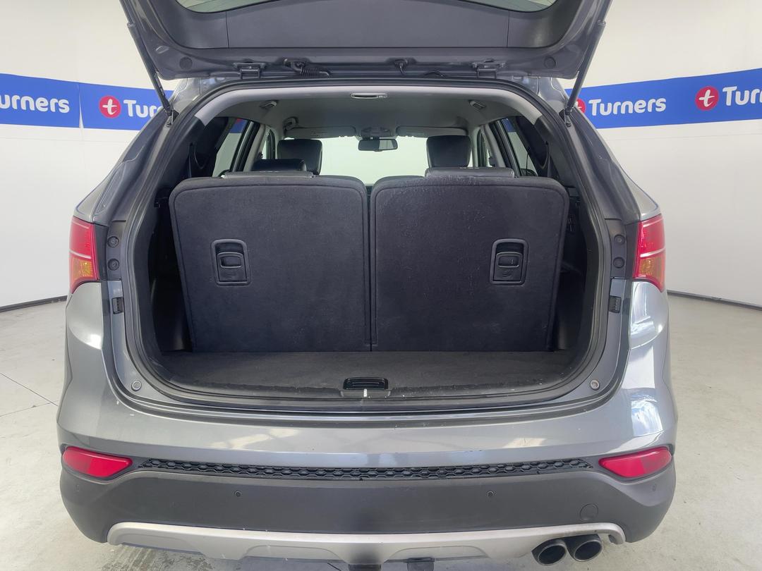 Photo '14' of Hyundai Santa FE