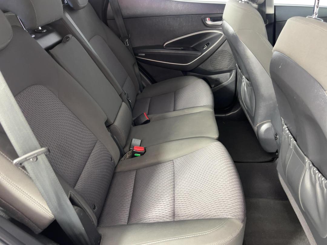 Photo '20' of Hyundai Santa FE