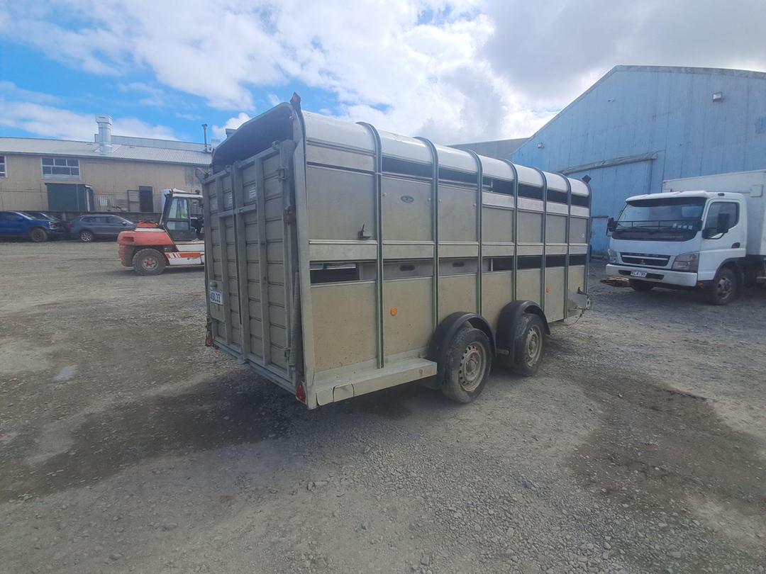 Photo '4' of IFOR WILLIAMS TRAILER Box Body - Tandem