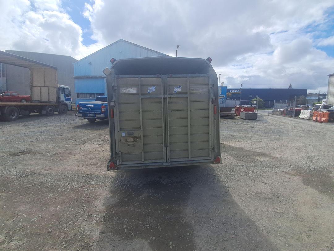 Photo '5' of IFOR WILLIAMS TRAILER Box Body - Tandem