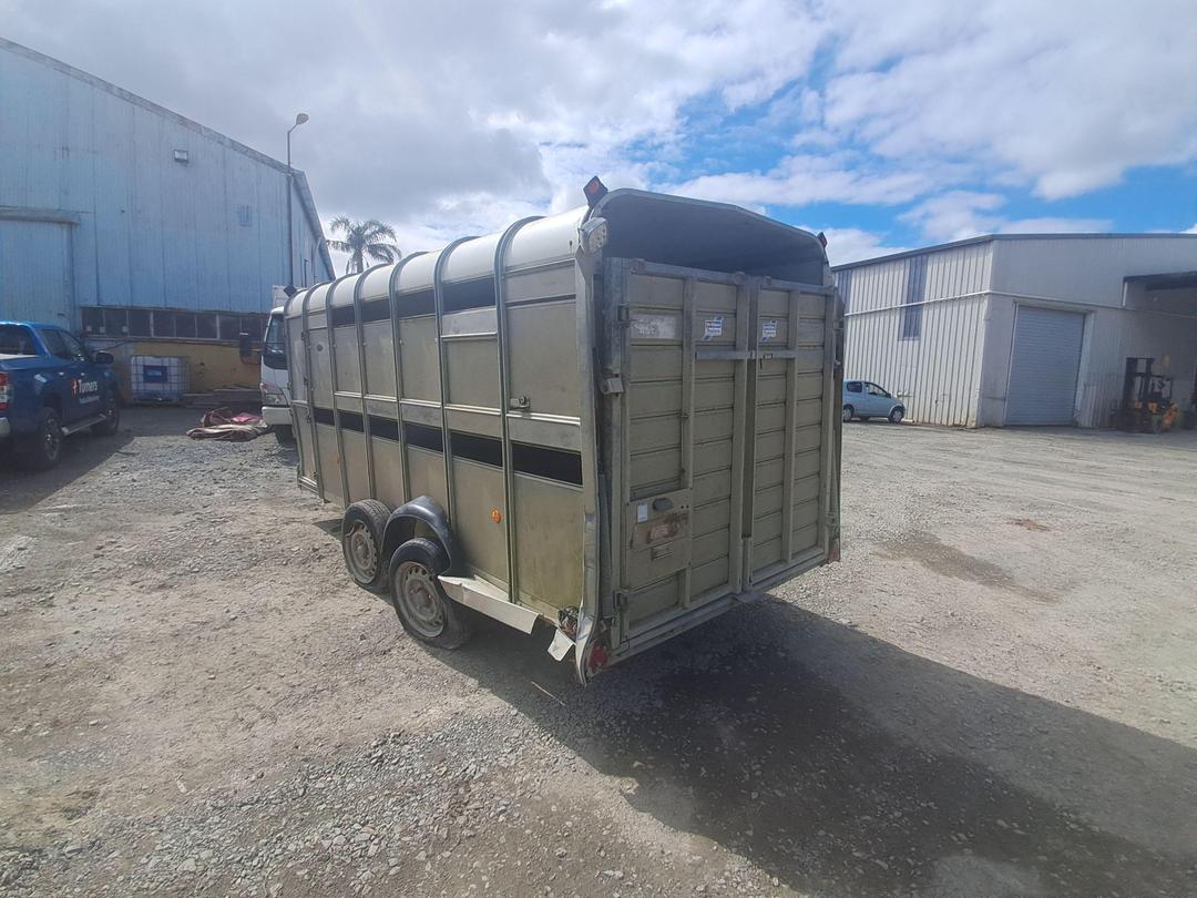 Photo '6' of IFOR WILLIAMS TRAILER Box Body - Tandem